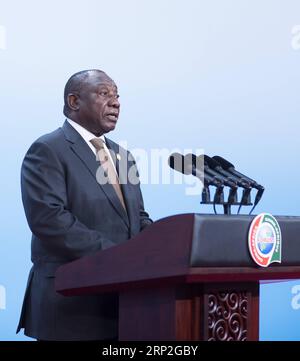 (180903) -- PEKING, 3. September 2018 -- der südafrikanische Präsident Cyril Ramaphosa hält eine Rede bei der Eröffnungszeremonie des Dialogs auf hoher Ebene zwischen chinesischen und afrikanischen Führern und Wirtschaftsvertretern sowie bei der 6. Konferenz chinesischer und afrikanischer Unternehmer in Peking, der Hauptstadt Chinas, 3. September 2018. ) CHINA-PEKING-FOCAC-DIALOG-ERÖFFNUNGSZEREMONIE (CN) LIXXUEREN PUBLICATIONXNOTXINXCHN Stockfoto