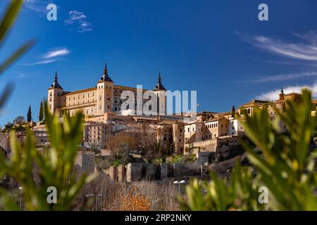 Alcazar von Toledo, Alcazar de Toledo, ist eine Steinbefestigung im höchsten Teil von Toledo, Spanien. Stockfoto