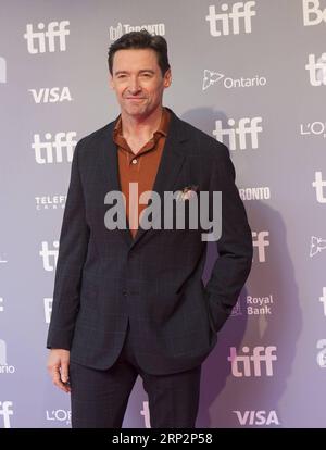 (180909) -- TORONTO, 9. September 2018 -- Schauspieler Hugh Jackman posiert für Fotos vor einer Pressekonferenz über die Premiere des Films The Front Runner während des Toronto International Film Festivals 2018 in Toronto, Kanada, 8. September 2018. ) (Jmmn) CANADA-TORONTO-TIFF-FILM DER FRONTLÄUFER ZouxZheng PUBLICATIONxNOTxINxCHN Stockfoto