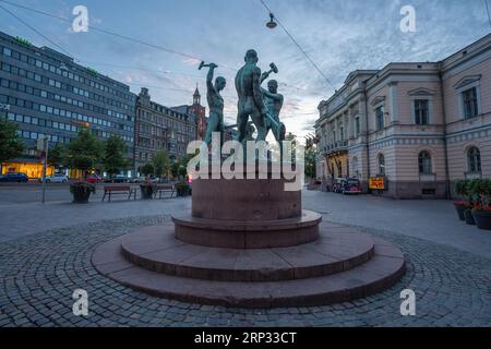 Drei-Smiths-Statue - Helsinki, Finnland Stockfoto