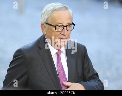 (180920) -- SALZBURG, 20. September 2018 -- der Präsident der Europäischen Kommission Jean-Claude Juncker trifft am 20. September 2018 zu einem informellen EU-Gipfel in Salzburg (Österreich) ein. Die Staats- und Regierungschefs der Europäischen Union (EU) haben am Mittwoch einen zweitägigen informellen Gipfel in der österreichischen Stadt Salzburg eingeleitet, der sich mit den kontroversen Fragen der Migration und des Brexit befasst. )(dh) ÖSTERREICH-SALZBURG-EU-INFORMELLER GIPFEL YexPingfan PUBLICATIONxNOTxINxCHN Stockfoto