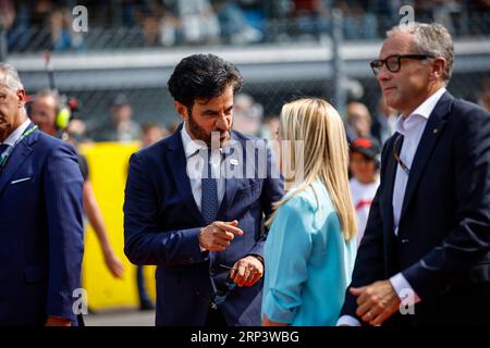 Monza, Italien. September 2023. BEN SULAYEM Mohammed (vae), Präsident der FIA, Portrait mit dem italienischen Ministerpräsidenten Meloni Giorgia und DOMENICALI Stefano (ita), Chairman und CEO der Formel-1-Gruppe FOG während des Grand Prix der Formel 1 Pirelli 2023, 14. Runde der Formel-1-Weltmeisterschaft 2023 vom 1. bis 3. September 2023 auf dem Autodromo Nazionale di Monza in Monza, Italien - Foto Xavi Bonilla/DPPI Credit: DPPI Media/Alamy Live News Stockfoto