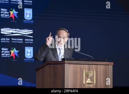 (181025) -- JERUSALEM, 25. Oktober 2018 -- Chinas Vizepräsident Wang Qishan hält eine Rede auf dem israelischen Innovationsgipfel am 24. Oktober 2018. Wang besuchte Israel vom 22. Oktober bis zum 25. Oktober auf Einladung des israelischen Premierministers Benjamin Netanjahu. )(wsw) CHINA-ISRAEL-WANG QISHAN-VISIT GuoxYu PUBLICATIONxNOTxINxCHN Stockfoto