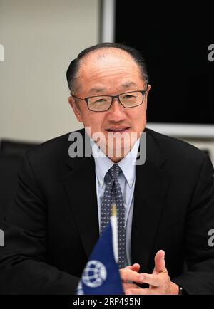 (181031) -- WASHINGTON D.C., 31. Oktober 2018 -- der Präsident der Weltbank Group (WBG) Jim Yong Kim spricht am 29. Oktober 2018 mit Journalisten in Washington D.C., den Vereinigten Staaten. Chinas Reform und Öffnung in den letzten 40 Jahren haben das Land zur zweitgrößten Wirtschaft der Welt gemacht und anderen Entwicklungsländern wertvolle Lehren für wirtschaftlichen Erfolg und die Linderung der Armut geliefert, sagte Jim Yong Kim, Präsident der Weltbank-Gruppe (WBG). ) (rh) U.S.-WASHINGTON D.C.-WORLD BANK-PRESIDENT-INTERVIEW LiuxJie PUBLICATIONxNOTxINxCHN Stockfoto