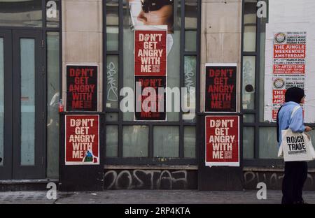 London, England, Großbritannien. September 2023. Poster in Soho werben für die brandneue Single Don't Get Angry with Me aus den Rocklegenden The Rolling Stones. Die Band veröffentlichte kürzlich einen Ausschnitt des Songs aus ihrem neuen Album Hackney Diamonds, dem Nachfolger von Blue and Lonesome, dem Blues-Cover-Album von 2016 und ihrem ersten Studioalbum mit neuem Material seit 18 Jahren. (Bild: © Vuk Valcic/ZUMA Press Wire) NUR REDAKTIONELLE VERWENDUNG! Nicht für kommerzielle ZWECKE! Stockfoto