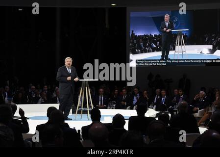 (181111) -- PARIS, 11. November 2018 -- der Generalsekretär der Vereinten Nationen Antonio Guterres spricht am 11. November 2018 vor dem Pariser Friedensforum in Paris, Frankreich. Das Pariser Friedensforum begann am Sonntag mit Reden des französischen Präsidenten Emmanuel Macron, der deutschen Bundeskanzlerin Angela Merkel und des UN-Generalsekretärs Antonio Guterres, die anlässlich des hundertsten Jahrestages des Waffenstillstands des Ersten Weltkriegs zu nachhaltigen Friedensbemühungen aufriefen. FRANKREICH-PARIS-PARIS-FRIEDENSFORUM ChenxYichen PUBLICATIONxNOTxINxCHN Stockfoto