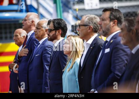 BEN SULAYEM Mohammed (vae), Präsident der FIA, Porträt mit dem italienischen Ministerpräsidenten Meloni Giorgia und DOMENICALI Stefano (ita), Chairman und CEO der Formel-1-Gruppe FOG während des Formel-1-Grand-Premio-Rennens 2023 dÂ&#x80;&#x99;Grand Prix Italia, 14. Runde der Formel-1-Weltmeisterschaft 2023 vom 1. bis 3. September 2023 auf dem Autodromo Nazionale di Monza in Monza, Italien Stockfoto