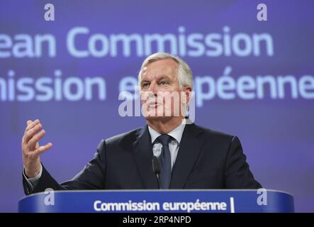 (181114) -- BRÜSSEL, 14. November 2018 -- Michel Barnier, Chefunterhändler des Brexit der Europäischen Union, spricht am 14. November 2018 während eines Pressebriefings am Hauptsitz der Europäischen Kommission in Brüssel, Belgien. Die Europäische Union (EU) und Großbritannien haben entscheidende Schritte unternommen, um die Brexit-Verhandlungen zu beenden, sagte Michel Barnier am Mittwoch und sendete ein klares Signal für einen bevorstehenden Sondergipfel im Laufe dieses Monats. ) BELGIEN-BRÜSSEL-EU-BREXIT-MICHEL BARNIER-PRESS BRIEFING YEXPINGFAN PUBLICATIONXNOTXINXCHN Stockfoto