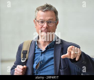 London, England, Großbritannien. September 2023. Berühmtheitskoch HUGH FEARNLEY-WHITTINGSTALL verlässt die BBC Studios, nachdem er am Sonntag mit Laura Kuenssberg (Credit Image: © Thomas Krych/ZUMA Press Wire) NUR REDAKTIONELL VERWENDET wurde! Nicht für kommerzielle ZWECKE! Quelle: ZUMA Press, Inc./Alamy Live News Stockfoto