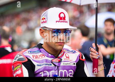 Circuit de Barcelona, Barcelona, Katalonien, Spanien. September 2023. 2023 MotoGP des Catalunya Race Day; Jorge Martin vom Prima Pramac Racing bereitet sich auf das Rennen vor Credit: Action Plus Sports/Alamy Live News Stockfoto