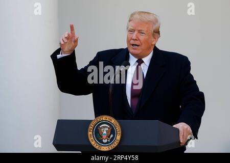 (181120) -- WASHINGTON, 20. November 2018 -- US-Präsident Donald Trump spricht während der National Thanksgiving Turkey Pardoning Ceremony im Rose Garden des Weißen Hauses in Washington D.C., USA, am 20. November 2018. ) U.S.-WASHINGTON D.C.-TRUMP-THANKSGIVING TÜRKEI BEGNADUNGSZEREMONIE TINGXSHEN PUBLICATIONXNOTXINXCHN Stockfoto