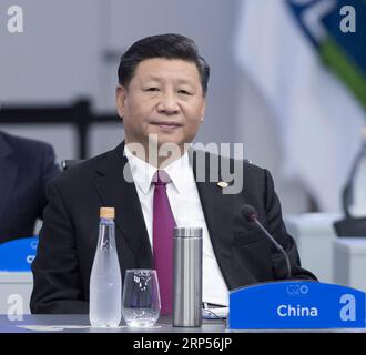 (181130) -- BUENOS AIRES, 30. November 2018 -- der 13. Gipfel der Gruppe der 20 (G20) findet am 30. November 2018 in Buenos Aires, Argentinien, statt. Der chinesische Präsident Xi Jinping hielt auf der ersten Tagung des Gipfels eine Rede mit dem Titel „Blick über den Horizont hinaus und Steuern der Weltwirtschaft in die richtige Richtung“. (Zyd) ARGENTINIEN-BUENOS AIRES-XI JINPING-G20-GIPFELREDE LixTao PUBLICATIONxNOTxINxCHN Stockfoto