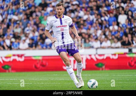 Genk, Belgien. September 2023. GENK, BELGIEN - 3. SEPTEMBER: Jan Vertonghen vom RSC Anderlecht während des belgischen Pro-League-Spiels zwischen KRC Genk und RSC Anderlecht in der Cegeka Arena am 3. September 2023 in Genk, Belgien. (Foto: Jeroen Meuwsen/Orange Pictures) Credit: Orange Pics BV/Alamy Live News Stockfoto