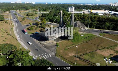 salvador, bahia, brasilien - 15. august 2022: Blick auf das Balanca-Gebäude im Centro Administrativo da Bahia in Salvador. Stockfoto