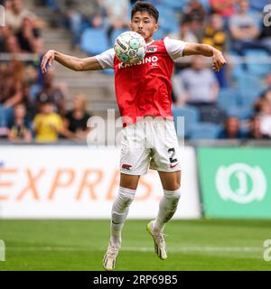 Arnhem, Niederlande. September 2023. ARNHEM, NIEDERLANDE - 3. SEPTEMBER: Yukinari Sugawara von AZ während des niederländischen Eredivisie-Spiels zwischen Vitesse und AZ Alkmaar im Stadion Gelredome am 3. September 2023 in Arnhem, Niederlande. (Foto von Ben Gal/Orange Pictures) Credit: Orange Pics BV/Alamy Live News Stockfoto