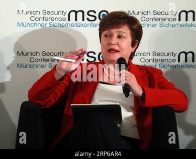 (190108) -- PEKING, 8. Januar 2019 -- das am 16. Februar 2018 aufgenommene Aktenfoto zeigt, wie Kristalina Georgieva, Chief Executive Officer der Weltbank, an einer Podiumsdiskussion während der 54. Münchner Sicherheitskonferenz in München teilnimmt. Der Präsident der Weltbank-Gruppe Jim Yong Kim kündigte am 7. Januar 2019 an, dass er seine Position nach mehr als sechs Jahren bei der internationalen Kreditinstitution niederlegen wird. Weltbank-CEO Kristalina Georgieva wird die Rolle der Interimspräsidentin zum 1. Februar übernehmen, sagte die Weltbank in einer Erklärung. Kims Amtszeit sollte am 30. Juni 2022 ablaufen. ) WELTBANK GRO Stockfoto