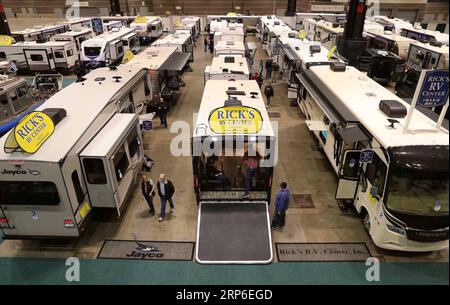 (190110) -- CHICAGO, 10. Januar 2019 -- Foto aufgenommen am 10. Januar 2019 zeigt die Szene der Chicago Boat, RV und Sail Show in Chicago, USA. Chicago Boat, RV und Sail Show finden vom 9. Bis 13. Januar statt. ) U.S.-CHICAGO-BOAT RV UND SEGEL SHOW WANGXPING PUBLICATIONXNOTXINXCHN Stockfoto