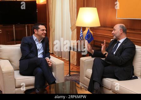 (190116) -- ATHEN, 16. Januar 2019 -- der griechische Premierminister Alexis Tsipras (L) trifft sich am 16. Januar in Athen, Griechenland, mit Pierre Moscovici, dem EU-Kommissar für Wirtschaft und Finanzen, Steuern und Zoll, 2019. Griechenland kehrt nun zur Normalität zurück, sagte Pierre Moscovici am Mittwoch nach seinem Treffen mit dem griechischen Premierminister Alexis Tsipras. ) GRIECHENLAND-ATHEN-PM-EU-MOSCOVICI-TREFFEN MARIOSXLOLOS PUBLICATIONXNOTXINXCHN Stockfoto