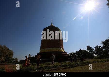 (190118) -- PYAY, 18. Januar 2019 -- Foto aufgenommen am 17. Januar 2018 zeigt eine Szene des Sri Ksetra Weltkulturerbes in Pyay in der Region Bago, Myanmar. Als eine der antiken Pyu-Städte liegt Sri Ksetra in der Region Pyay, Bago. Es wurde 2014 zusammen mit anderen zwei antiken Pyu-Städten – Halin und Beikthano – zum Weltkulturerbe Myanmars erklärt. MYANMAR-PYAY-ANTIKE PYU-STÄDTE-WELTKULTURERBE UXAUNG PUBLICATIONXNOTXINXCHN Stockfoto