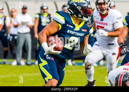Stuttgart, Deutschland. September 2023. European League of Football, elf/ Game : Helvetische Garde bei Stuttgart Surge am 03. September 2023, im Gazi-Stadion, Stuttgart, Deutschland, RB # 2 Kai Hunter / Stuttgart Surge Credit: Frank Baumert/Alamy Live News Stockfoto