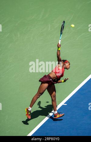 Coco Gauff (USA) nahm an der Women's Singles Round 2 beim US Open Tennis 2023 Teil. Stockfoto