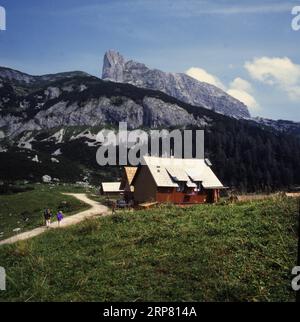 DEU, Deutschland: Die historischen Dias aus der Zeit 80-90. U. a. Alpen. Bergwandern in den hohen Bergen. 80s.MR=y Stockfoto