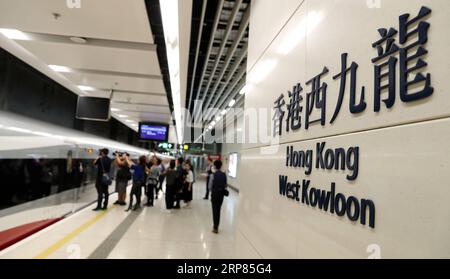 (190218) -- PEKING, 18. Februar 2019 (Xinhua) -- Foto aufgenommen am 23. September 2018 zeigt einen Blick auf die West Kowloon Station in Hongkong, Südchina. (Xinhua/Li Gang) Xinhua Schlagzeilen: China stellt Entwicklungsplan für Guangdong-Hong Kong-Macao Greater Bay Area PUBLICATIONxNOTxINxCHN vor Stockfoto