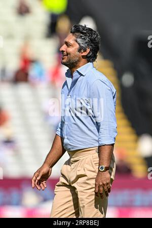 Edgbaston, Birmingham, Großbritannien. September 2023. 3. IT20, England gegen Neuseeland; Kommentator Kumar Sangakkara Credit: Action Plus Sports/Alamy Live News Stockfoto