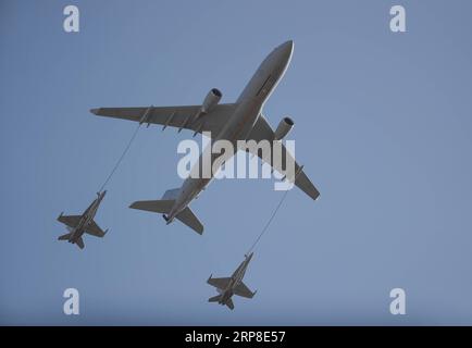 (190301) -- MELBOURNE, 1. März 2019 -- Flugzeuge treten während der Australian International Airshow und der Aerospace & Defence Exposition am Avalon Airport, Melbourne, 1. März 2019 auf. ) AUSTRALIA-MELBOURNE-AIR SHOW BaixXuefei PUBLICATIONxNOTxINxCHN Stockfoto