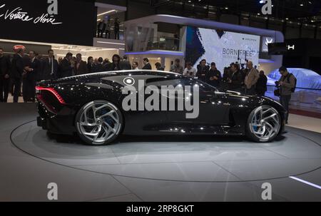 Genfer Autosalon: Bugatti zeigt teuersten Neuwagen der Welt (190305) -- GENF, 5. März 2019 (Xinhua) -- Foto aufgenommen am 5. März 2019 zeigt den neuen Bugatti La voiture Noire auf der 89. Internationalen Automobilausstellung in Genf, Schweiz. Die Automobilausstellung ist vom 7. Bis 17. März für die Öffentlichkeit zugänglich. (Xinhua/Xu Jinquan) SCHWEIZ-GENF-INTERNATIONALE AUTOMOBILAUSSTELLUNG PUBLICATIONxNOTxINxCHN Stockfoto