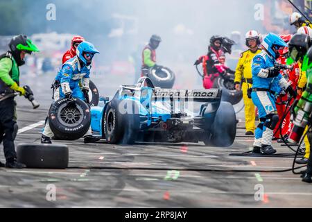 Portland, OR, USA. September 2023. Der INDYCAR-Fahrer DEVLIN DeFRANCESCO (29) aus Toronto, Kanada, bringt sein Auto während des Grand Prix von Portland Bitnile.com auf dem Portland International Raceway in Portland, OR, in Dienst. (Bild: © Walter G Arce SR Grindstone Medi/ASP) NUR REDAKTIONELLE VERWENDUNG! Nicht für kommerzielle ZWECKE! Quelle: ZUMA Press, Inc./Alamy Live News Stockfoto