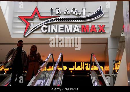 (190313) -- BAGDAD, 13. März 2019 (Xinhua) -- Foto aufgenommen am 21. Februar 2019 zeigt ein Kino in Bagdad, Irak. ZU DEN Features: Moderne Kinos MIT mehreren Bildschirmen ziehen begeisterte irakische Kinobesucher an, während die berühmten Kinos (Xinhua/Khalil Dawood) IRAK-BAGDAD-KINO PUBLICATIONxNOTxINxCHN verschwinden Stockfoto