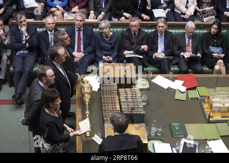 Nachrichten Themen der Woche KW11 Nachrichten Bilder des Tages 190314 -- LONDON, 14. März 2019 -- die britische Premierministerin Theresa May ist bei einer Abstimmung im britischen Unterhaus am 14. März 2019 zu sehen. Die britischen Abgeordneten haben am Donnerstag mit überwältigender Mehrheit die Europäische Union um eine Verlängerung von Artikel 50 im problematischen Brexit-Prozess gebeten. r HOC OBLIGATORISCHER KREDIT: r BRITAIN-LONDON-ARTICLE 50-EXTENSION-VOTE UKxParliament/JessicaxTaylo PUBLICATIONxNOTxINxCHN Stockfoto