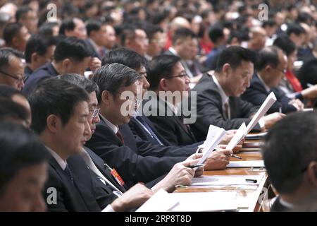 (190315) -- PEKING, 15. März 2019 -- die zweite Sitzung des 13. Nationalen Volkskongresses (NPC) findet am 15. März 2019 in der Großen Halle des Volkes in Peking, der Hauptstadt Chinas, statt. ) (ZWEI SITZUNGEN)CHINA-PEKING-NPC-ABSCHLUSSSITZUNG (CN) LIXGANG PUBLICATIONXNOTXINXCHN Stockfoto