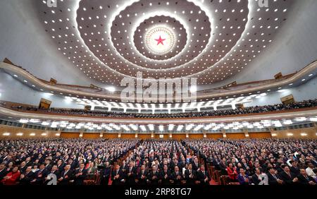 (190315) -- PEKING, 15. März 2019 -- die zweite Sitzung des 13. Nationalen Volkskongresses (NPC) findet am 15. März 2019 in der Großen Halle des Volkes in Peking, der Hauptstadt Chinas, statt. ) XINHUA FOTOS DES TAGES HuangxJingwen PUBLICATIONxNOTxINxCHN Stockfoto