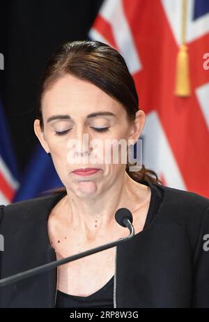 (190316) -- WELLINGTON, 16. März 2019 (Xinhua) -- Neuseelands Premierminister Jacinda Ardern reagiert während eines Briefings in Wellington, der Hauptstadt Neuseelands, am 16. März 2019. Jacinda Ardern wiederholte am Samstagmorgen in der Öffentlichkeit, dass das Waffengesetz des Landes geändert werde. Bewaffnete eröffneten am Freitag das Feuer in zwei separaten Moscheen in Christchurch, wobei 49 Menschen getötet und 48 weitere verletzt wurden. (Xinhua/Guo Lei) NEUSEELAND-WELLINGTON-PM-CHRISTCHURCH-ATTACKS-BRIEFING PUBLICATIONxNOTxINxCHN Stockfoto