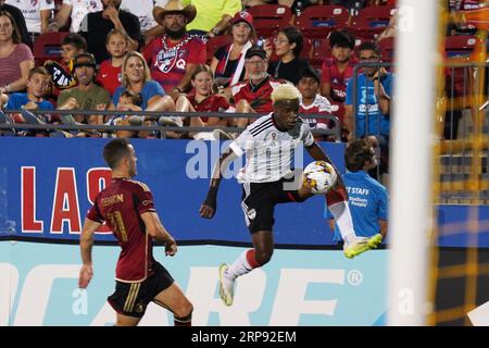 Frisco, USA. September 2023. Frisco, Texas, Vereinigte Staaten: Bernard Kumongo (Dallas) in Aktion während des MLS-Spiels zwischen dem FC Dallas und Atlanta United spielte am Samstag, den 2. September 2023 im Toyota Stadium. (Foto: Javier Vicencio/Eyepix Group/SIPA USA) Credit: SIPA USA/Alamy Live News Stockfoto