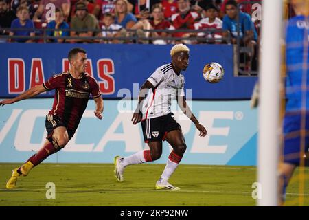 Frisco, USA. September 2023. Frisco, Texas, Vereinigte Staaten: Bernard Kumongo (Dallas) in Aktion während des MLS-Spiels zwischen dem FC Dallas und Atlanta United spielte am Samstag, den 2. September 2023 im Toyota Stadium. (Foto: Javier Vicencio/Eyepix Group/SIPA USA) Credit: SIPA USA/Alamy Live News Stockfoto