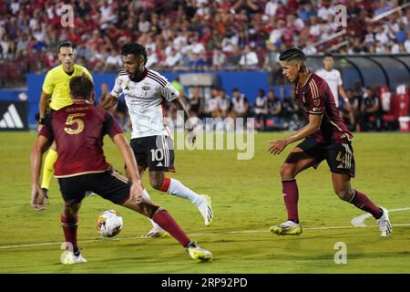 Frisco, USA. September 2023. Frisco, Texas, Vereinigte Staaten: Jesus Ferreira (10) in Aktion während des MLS-Spiels zwischen dem FC Dallas und Atlanta United spielte am Samstag, den 2. September 2023 im Toyota Stadium. (Foto: Javier Vicencio/Eyepix Group/SIPA USA) Credit: SIPA USA/Alamy Live News Stockfoto