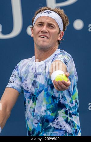 Casper Ruud (NOR) nahm an der 1. Runde der Männer bei den US Open Tennis 2023 Teil Stockfoto