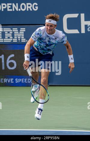 Casper Ruud (NOR) nahm an der 1. Runde der Männer bei den US Open Tennis 2023 Teil Stockfoto