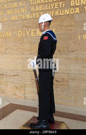 Türkische Ehrenwache vor dem Mausoleum von Kemal Atatürk in Anitkabir. Ankara, Türkei Stockfoto