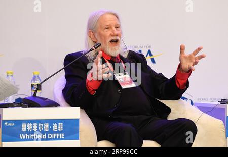 (190329) -- BOAO, 29. März 2019 (Xinhua) -- Whitfield Diffie, Vater des Gewinners des Turing Award und der modernen Kryptographie, spricht auf der Sitzung der Chancen und Herausforderungen, denen FinTech gegenübersteht, während der Jahrestagung des Boao Forum for Asia in Boao, Provinz Hainan, 29. März 2019. (Xinhua/Yang Guanyu) CHINA-BOAO FORUM-SESSION-FINTECH (CN) PUBLICATIONxNOTxINxCHN Stockfoto