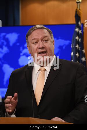 (190422) -- WASHINGTON, 22. April 2019 -- US-Außenminister Mike Pompeo spricht während eines Pressebriefings in Washington D.C., USA, 22. April 2019. US-Präsident Donald Trump hat beschlossen, die Verzichtserklärungen auf Sanktionen nicht erneut zu erlassen, die es den großen Importeuren ermöglichen, das iranische Öl weiter zu kaufen, wenn sie Anfang Mai auslaufen, sagte das Weiße Haus am Montag. US-Außenminister Mike Pompeo sagte später am Tag den Reportern, dass die US-Sanktionen gegen alle Länder, die seit dem 2. Mai Öl aus dem Iran importieren, wieder eingeführt werden. ) U.S.-WASHINGTON D.C.-MIKE POMPEO-PRESS BRIEFING LIUXJIE PUBLICATIONXNOTXINXC Stockfoto