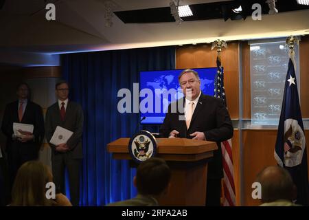 (190422) -- WASHINGTON, 22. April 2019 -- US-Außenminister Mike Pompeo spricht während eines Pressebriefings in Washington D.C., USA, 22. April 2019. US-Präsident Donald Trump hat beschlossen, die Verzichtserklärungen auf Sanktionen nicht erneut zu erlassen, die es den großen Importeuren ermöglichen, das iranische Öl weiter zu kaufen, wenn sie Anfang Mai auslaufen, sagte das Weiße Haus am Montag. US-Außenminister Mike Pompeo sagte später am Tag den Reportern, dass die US-Sanktionen gegen alle Länder, die seit dem 2. Mai Öl aus dem Iran importieren, wieder eingeführt werden. ) U.S.-WASHINGTON D.C.-MIKE POMPEO-PRESS BRIEFING LIUXJIE PUBLICATIONXNOTXINXC Stockfoto