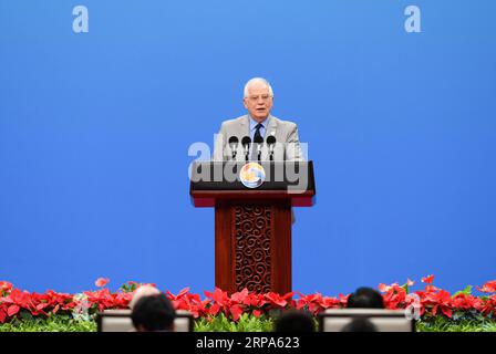 (190426) -- PEKING, 26. April 2019 -- der spanische Außenminister Josep Borrell spricht über das hochrangige Treffen des Zweiten Belt and Road Forum for International Cooperation in Peking, Hauptstadt Chinas, am 26. April 2019. ) (BRF)CHINA-BEIJING-BELT UND ROAD FORUM-HIGH-LEVEL MEETING (CN) CHENXYEHUA PUBLICATIONXNOTXINXCHN Stockfoto