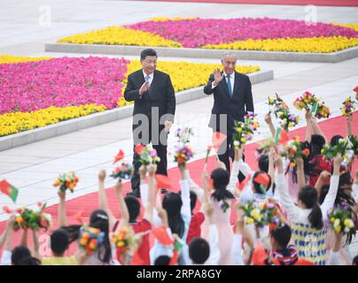 (190429) -- PEKING, 29. April 2019 -- der chinesische Präsident Xi Jinping hält eine Begrüßungszeremonie für den portugiesischen Präsidenten Marcelo Rebelo de Sousa vor ihren Gesprächen in Peking, der Hauptstadt Chinas, am 29. April 2019 ab. ) CHINA-PEKING-XI JINPING-PORTUGIESISCH PRÄSIDENT-GESPRÄCHE (CN) RAOXAIMIN PUBLICATIONXNOTXINXCHN Stockfoto