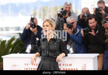 (190515) -- CANNES, 15. Mai 2019 (Xinhua) -- UN-Jurymitglied Marina Fois posiert bei einem Fototermin auf dem 72. Cannes Film Festival in Cannes, Frankreich, 15. Mai 2019. Vom 14. Bis 25. Mai finden hier die 72. Filmfestspiele von Cannes statt. (Xinhua/Gao Jing) FRANCE-CANNES-FILM FESTIVAL-UN BESTIMMTE ANSICHTS-JURY-MITGLIEDER-FOTO-ANRUF PUBLICATIONxNOTxINxCHN Stockfoto