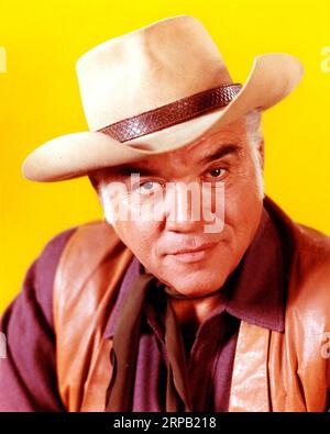 LORNE GREENE in BONANZA (1959) – Originaltitel: BONANZA-TV – Regie: ROBERT ALTMAN und LEWIS ALLEN. Credit: NATIONAL BROADCASTING COMPANY (NBC) / Album Stockfoto