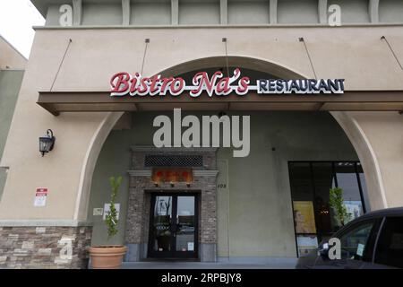 (190610) -- LOS ANGELES, 10. Juni 2019 (Xinhua) -- Foto aufgenommen am 7. Juni 2019 zeigt die Außenansicht von Bistro Na s in Temple City, Los Angeles, USA. Das Bistro Na s in Los Angeles sorgte diese Woche für Schlagzeilen mit der Ankündigung, dass es vom berühmten Michelin Restaurant Guide mit einem begehrten Michelin-Stern ausgezeichnet wurde. Diese Sonderwertung brach Michelins 10-jährige Abwesenheit von Los Angeles und machte Bistro Na zum einzigen chinesischen Restaurant in Südkalifornien, das so geehrt wurde. (Xinhua/Li Ying) U.S.-LOS ANGELES-CHINESE CUISINE-BISTRO NA S PUBLICATIONxNOTxINxCHN Stockfoto